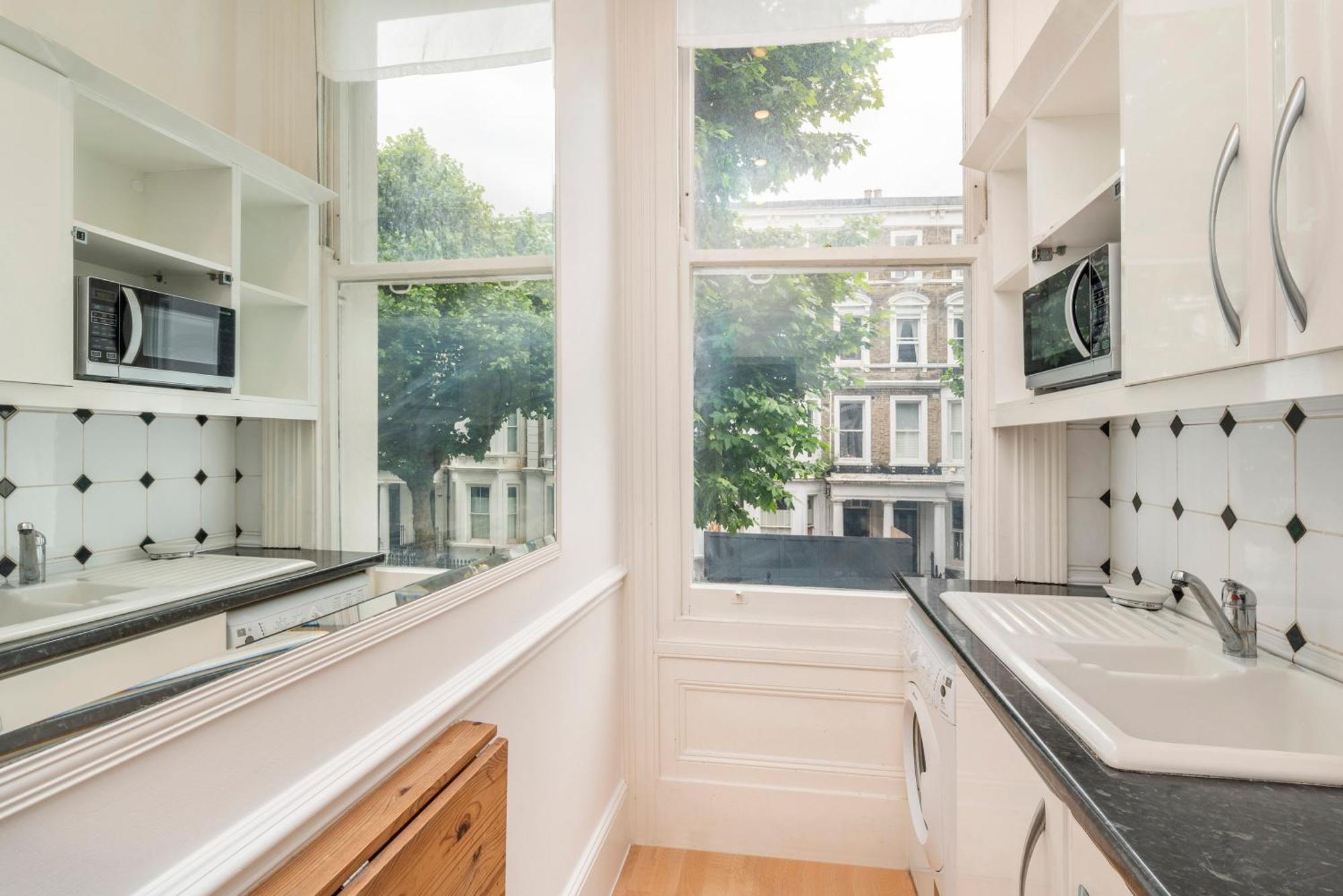 2 Min Walk Earls Court Station - Luxury 2 Bedroom Flat Londres Exterior foto